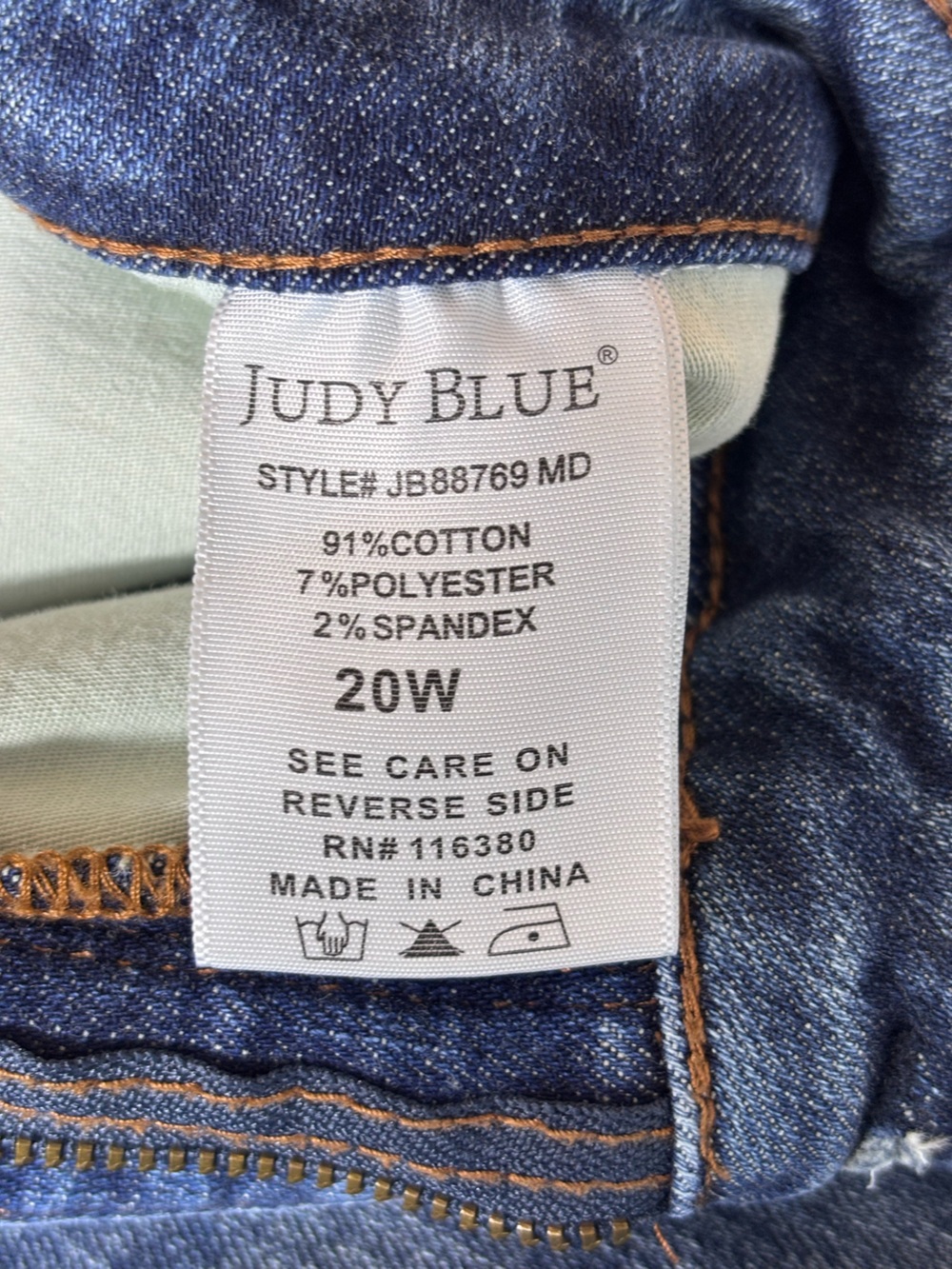 Judy Blue Skinny Fit Jeans Hi-Rise Stretchy Distressed Raw Hem Blue Denim Sz 20W - Picture 11 of 15